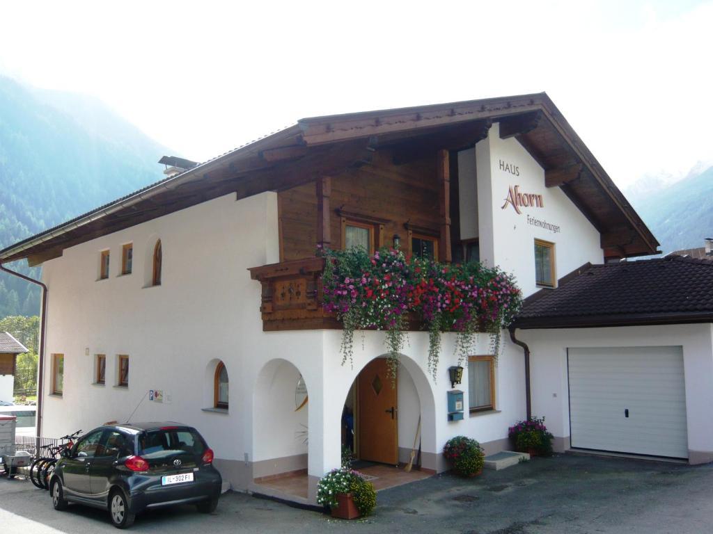 Ferienhaus Ahorn Нойштіфт-ім-Штубайталь Екстер'єр фото